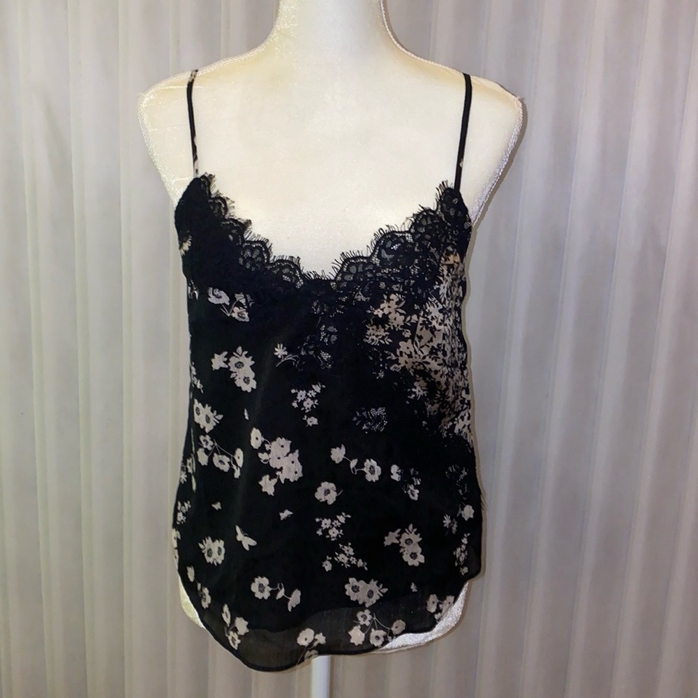 NWT heartloom top